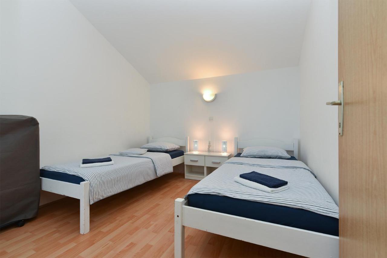 Apartment Mladen 1860 Medulin Exterior photo