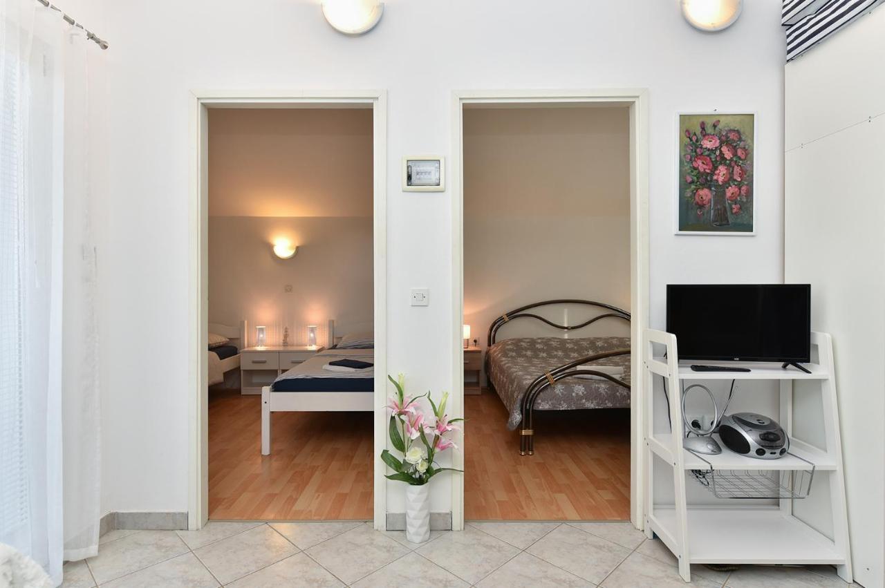 Apartment Mladen 1860 Medulin Exterior photo